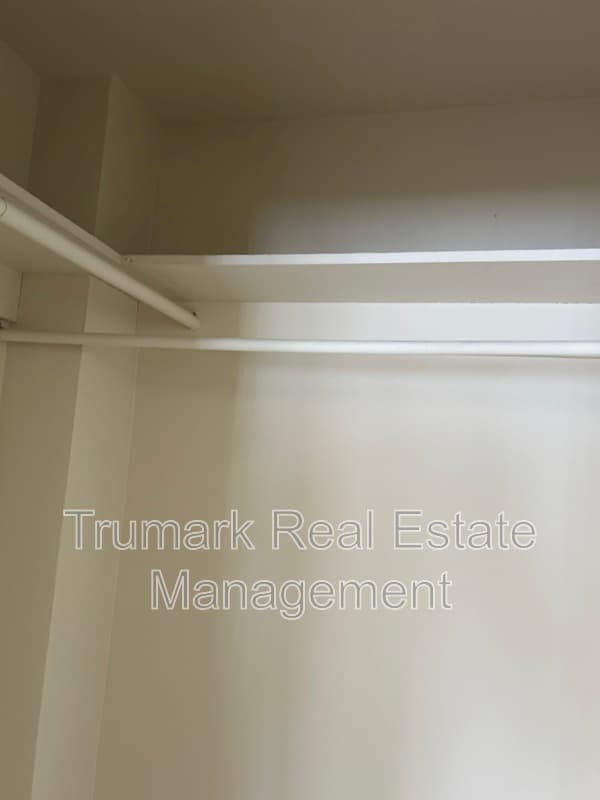 Glendale Condo: 1447 E Broadway