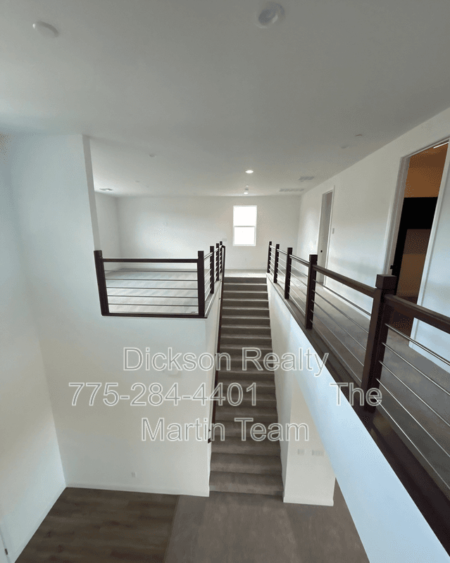 Sparks House: 11635 Vinegar Peak Drive
