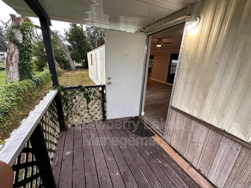 Valrico House: 4210 Leonard St