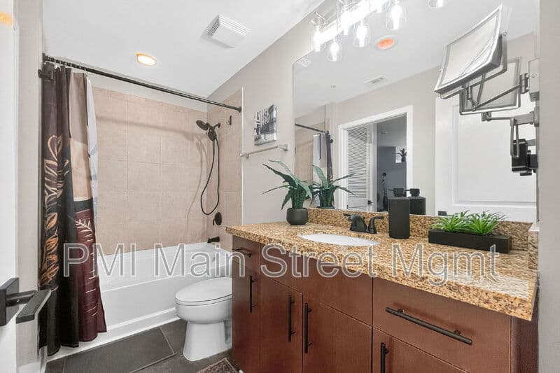 Orlando Condo: 155 South Court Avenue