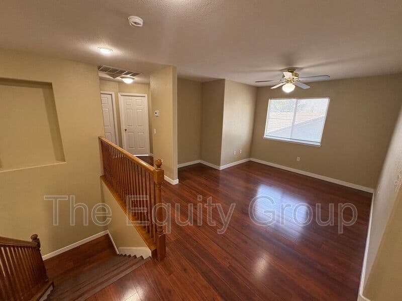 Visalia House: 5730 West Monte Verde Ct