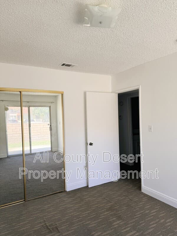Indio Condo: 82567 Avenue 48