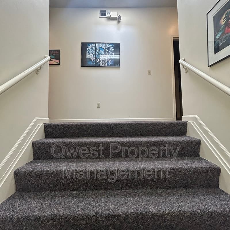 Grand Rapids House: 975 Cherry St. SE