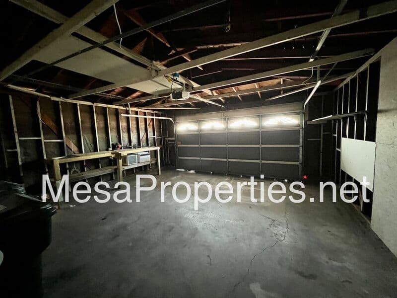 Montclair House: 5044 Highland St.