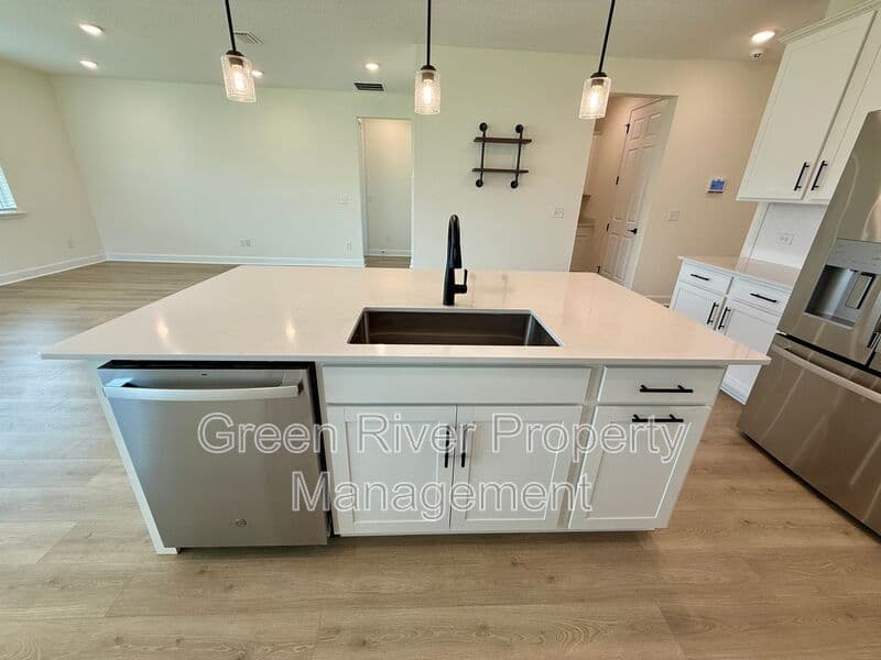 Orange Park House: 3435 Auvenshine Way