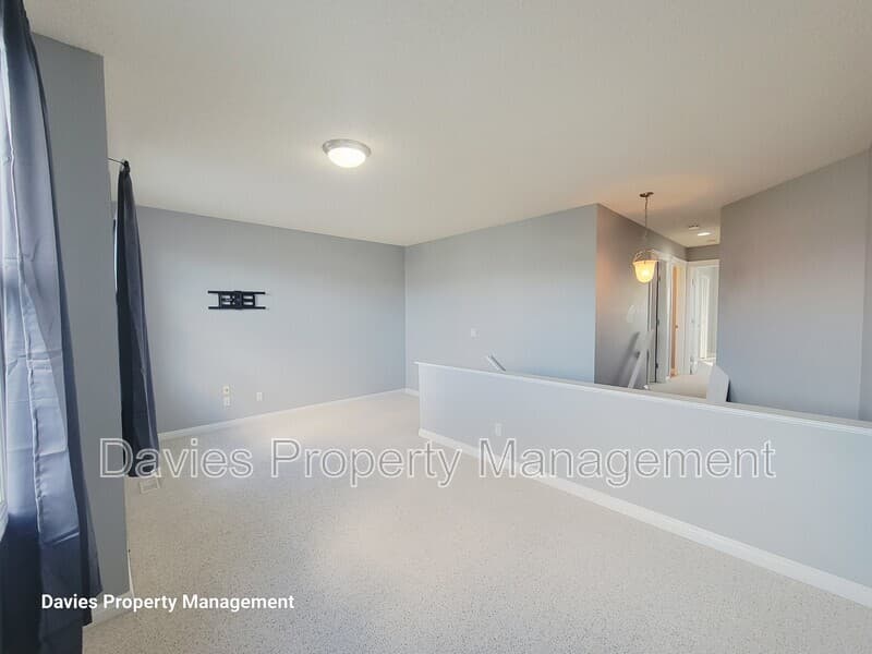 Edmonton House: 1020 118A Street SW