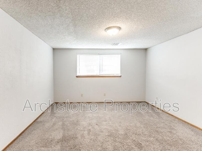Norman House: 2524 Boxwood Avenue
