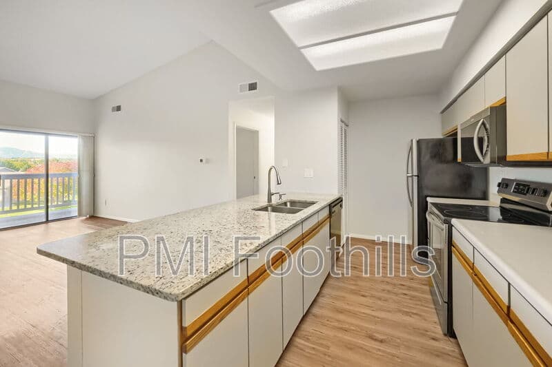 Westminster Condo: 9670 Brentwood Way