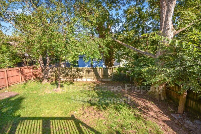 Atlanta House: 1420 Beatie Ave Sw