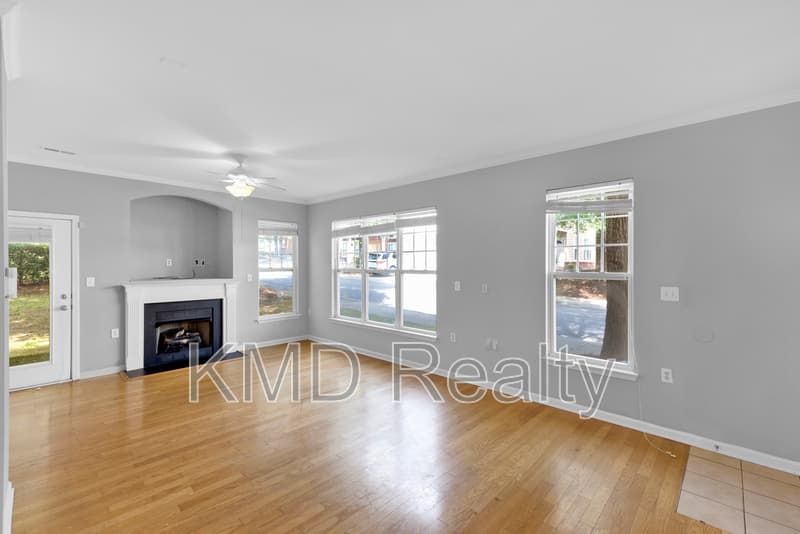 Charlotte Townhome: 15402 St Christopher Court