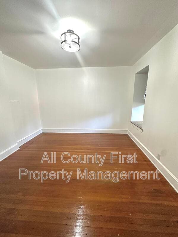 Atlanta House: 198 Ponce de Leon Ave NE