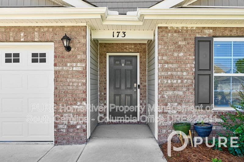 Lugoff House: 173 Rippling Way
