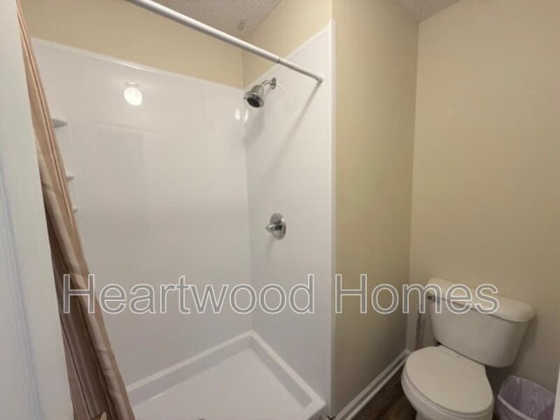 West Columbia House: 264 Orchard Hill Drive