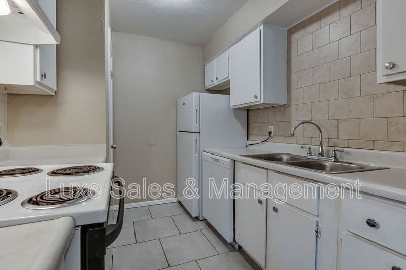 Oklahoma City Condo: 6026 NW Expressway