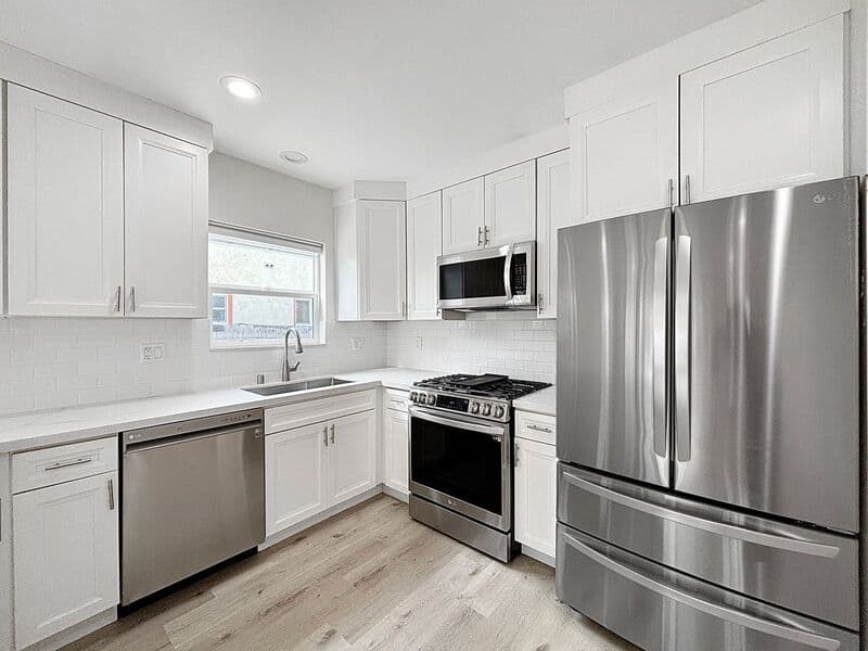San Diego House: 4368 Swift Ave