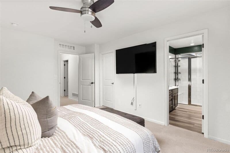 Denver House: 5823 Hanover St