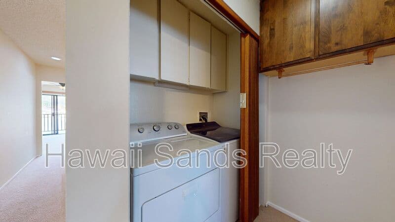 Honolulu House: 6248 Keokea Pl E-104
