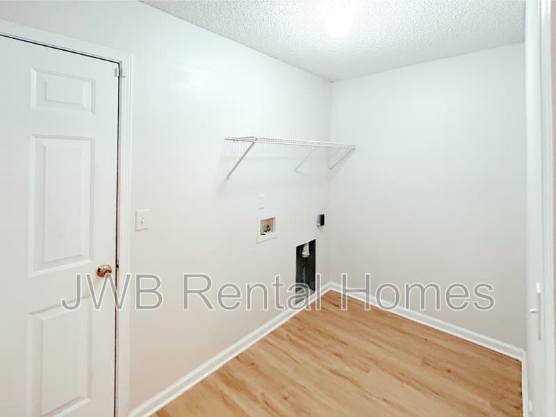 Orange Park House: 383 Turtle Dove Dr