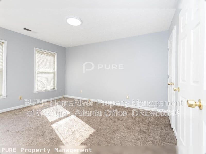 Duluth Townhome: 3554 Knotsberry Ln
