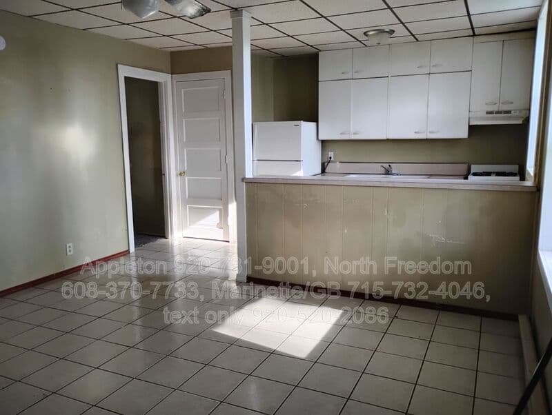 North Freedom House: S7559 US 12 G7