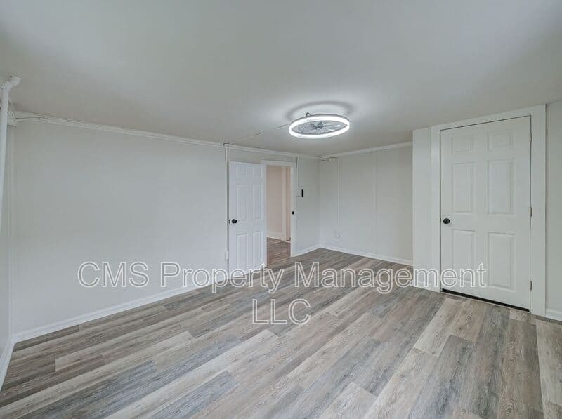 Somerville Condo: 148 Davenport Street