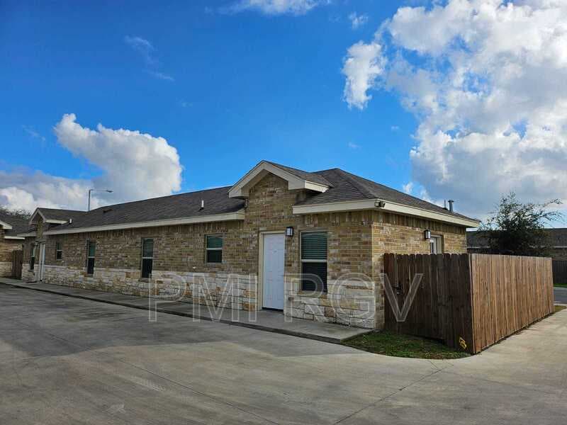 McAllen Condo: 5600 Nightingale Ave