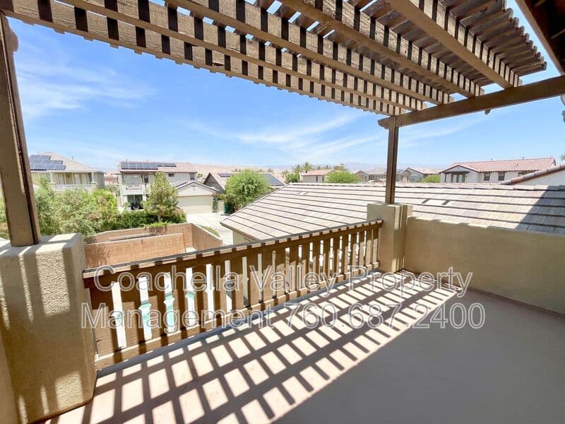 Cathedral City House: 511 Via Assisi