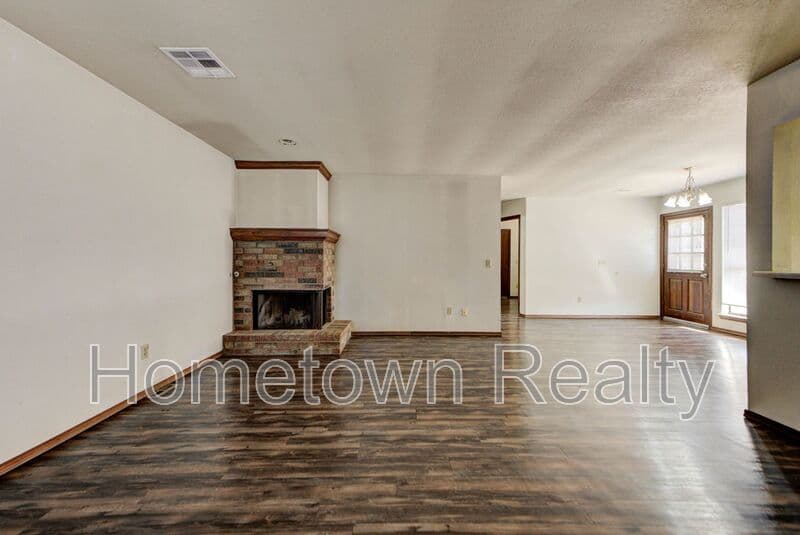Oklahoma City House: 436 NE 115th Street