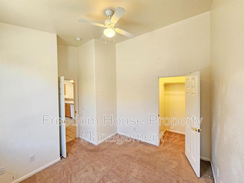 Pahrump Condo: 1120 Red Butte Street