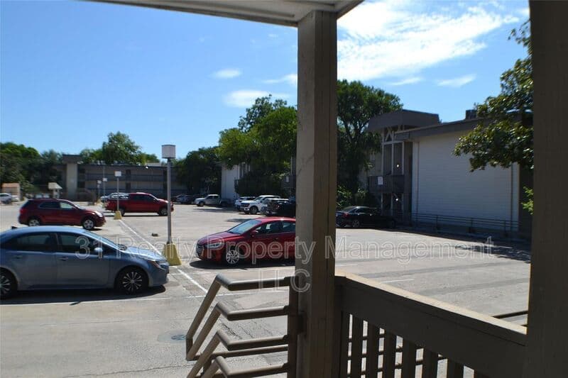 Dallas Condo: 4859 Cedar Springs Road