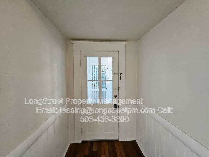 Milwaukie House: 2535 SE Monroe St