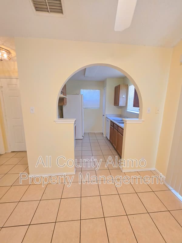 San Antonio House: 7515 Brandyridge