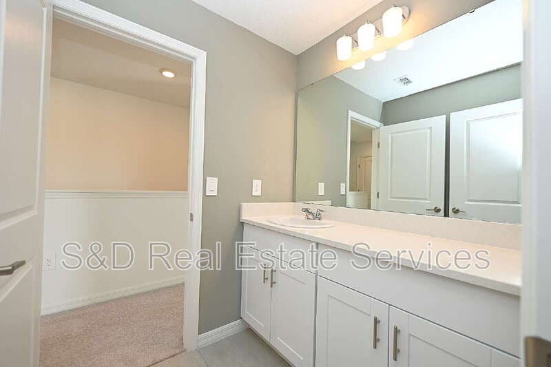 Haines City House: 152 Brinsmead Rd