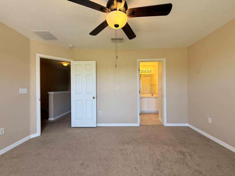 Brandon Townhome: 2516 Oleander Lakes Drive