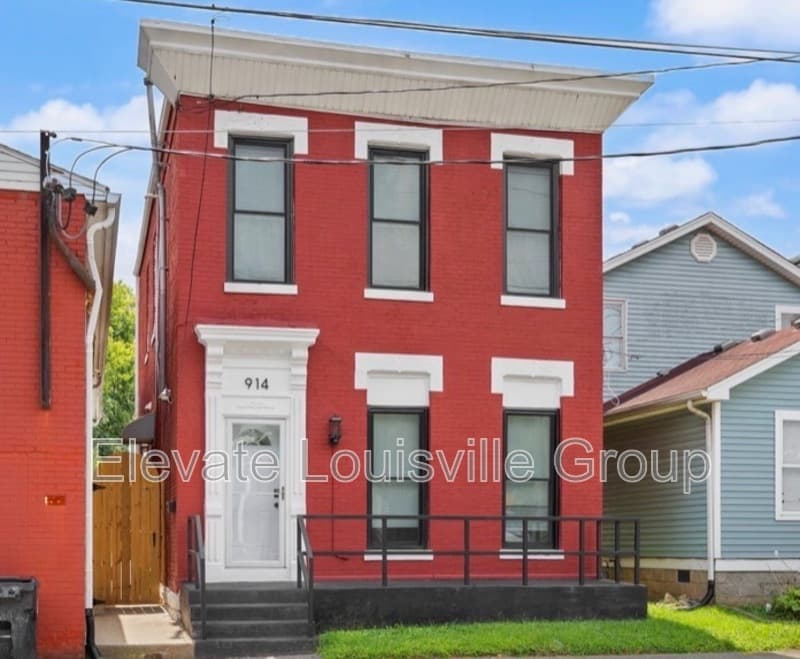 Louisville Condo: 914 East Muhammad Ali Boulevard - 2F