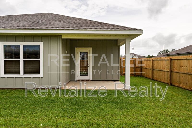 Foley House: 14543 Dayton Cir