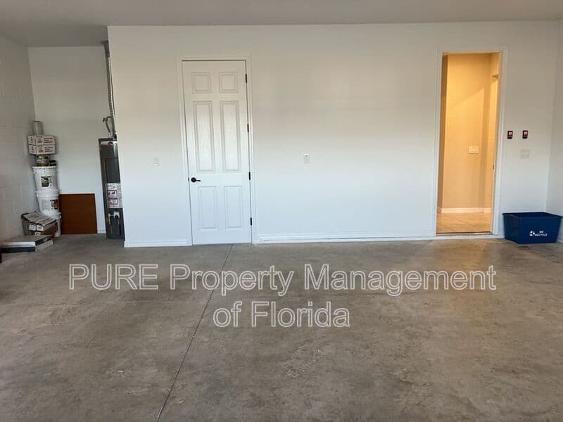 Ocala House: 10376 SW 99th Street