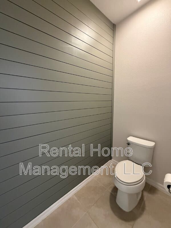 Groveland House: 645 Black Eagle Drive