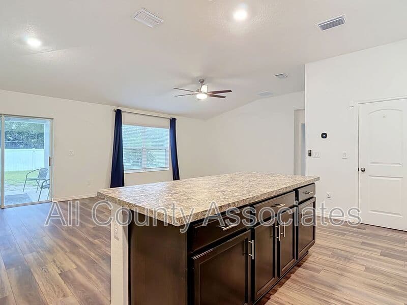 Hudson House: 12542 Achasta Blvd