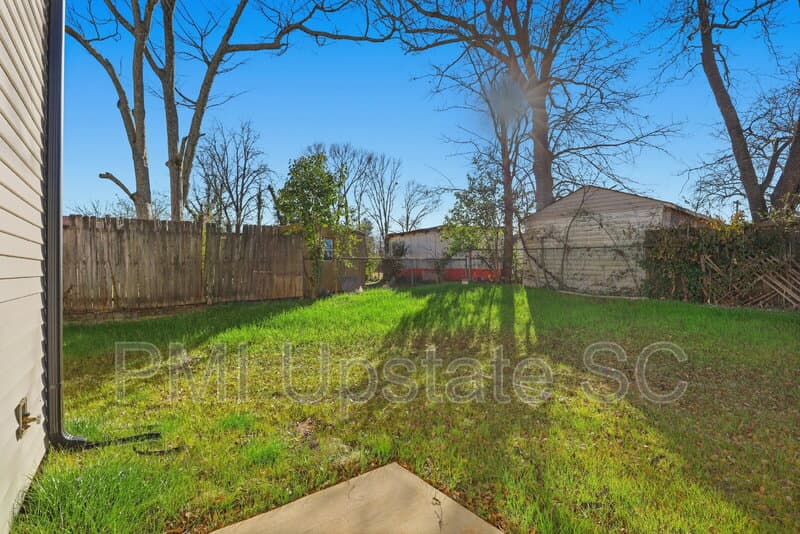 Greenville Townhome: 107 Virginia Avenue