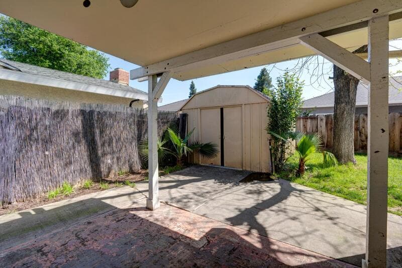 Merced House: 2768 Saratoga Avenue