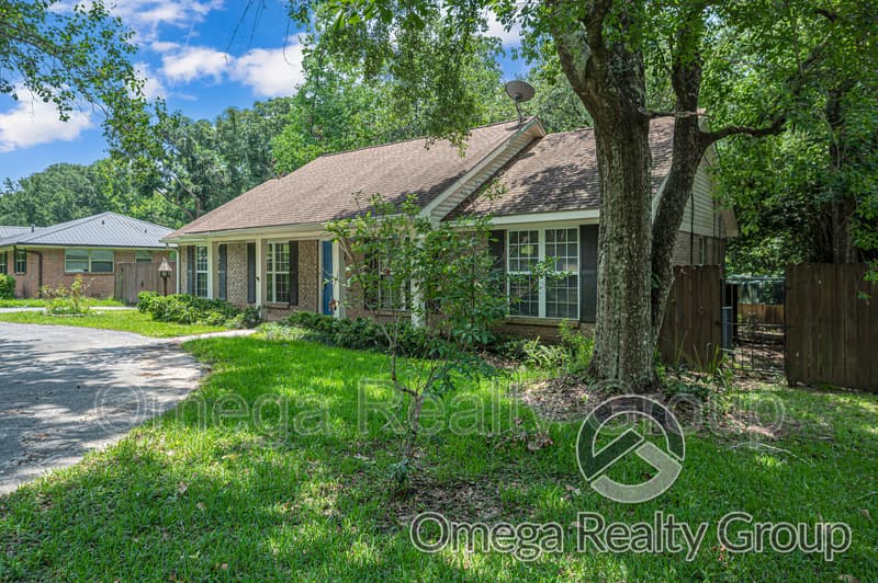 Mobile House: 4267 Springview Dr