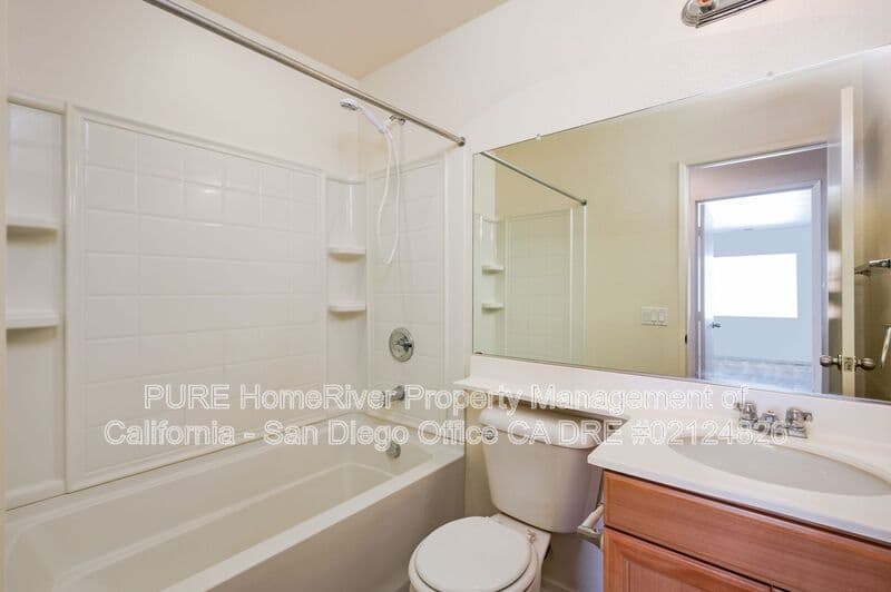 Chula Vista House: 1435 Claude Lane