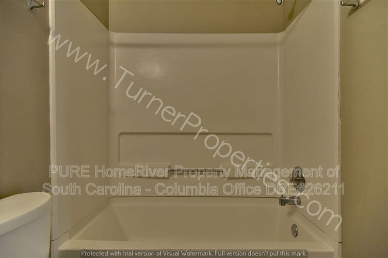 Columbia House: 3800 Plowden Rd
