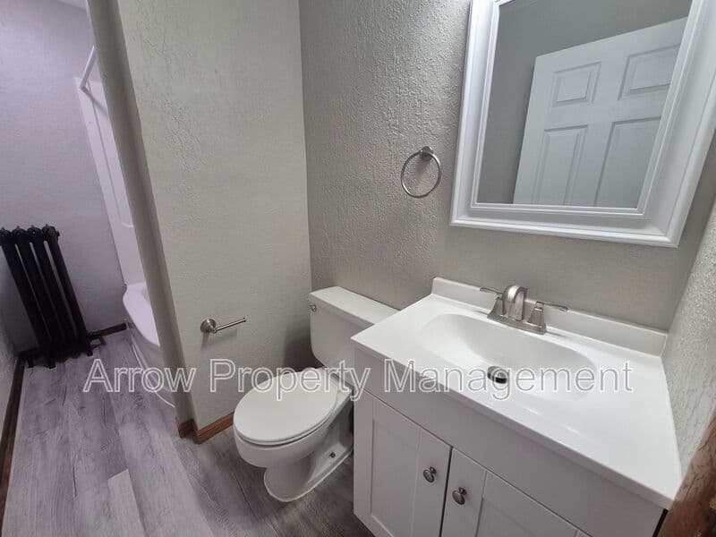 Lincoln House: 2601 Vine Street