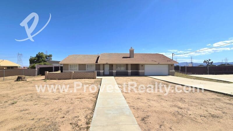 Hesperia House: 8305 Topaz Ave