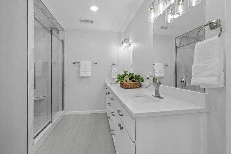Dallas House: 3212 Altman Drive