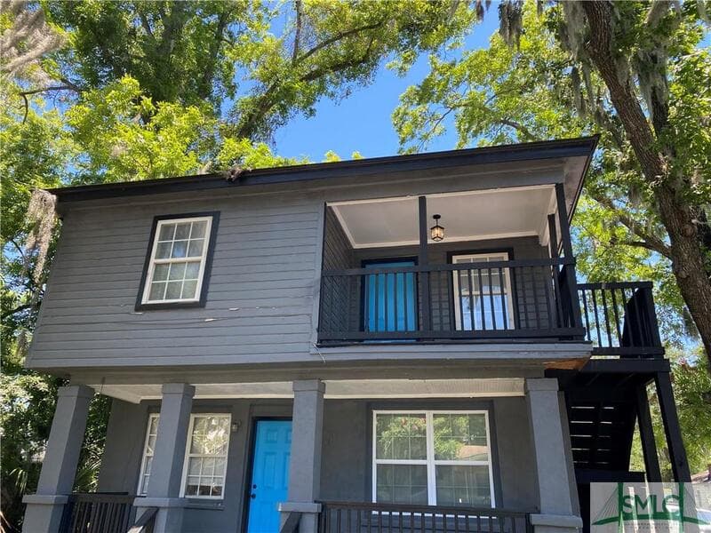 Savannah Condo: 1000 West 53rd Street - Lower Unit