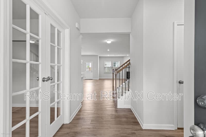 Auburn House: 1333 Maston Rd