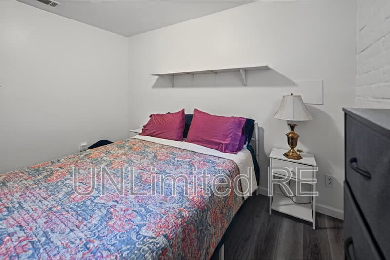 Bullhead City House: 1385 Church Dr